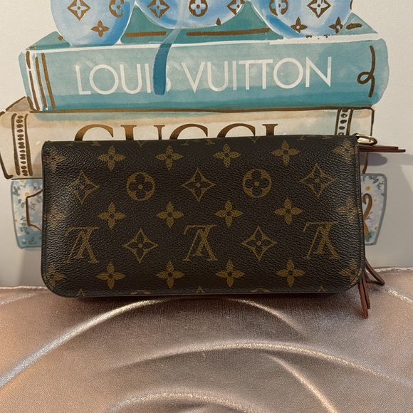 100% Authentic Louis Vuitton Insolite Wallet in Monogram 🔥 - Picture 1 of 12